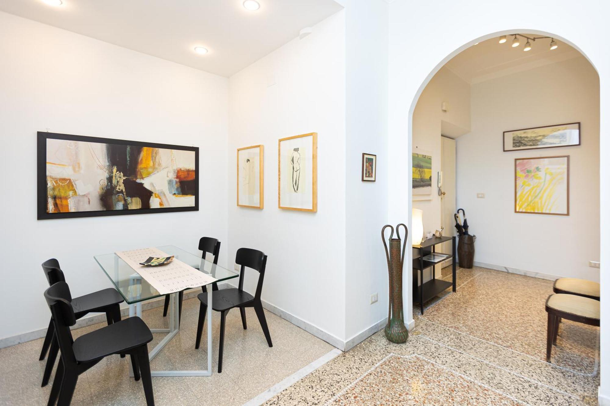Clodia 5 By In Apartment